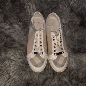Burberry shoes